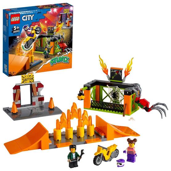 Läs mer om LEGO City Stuntz 60293, Stuntpark