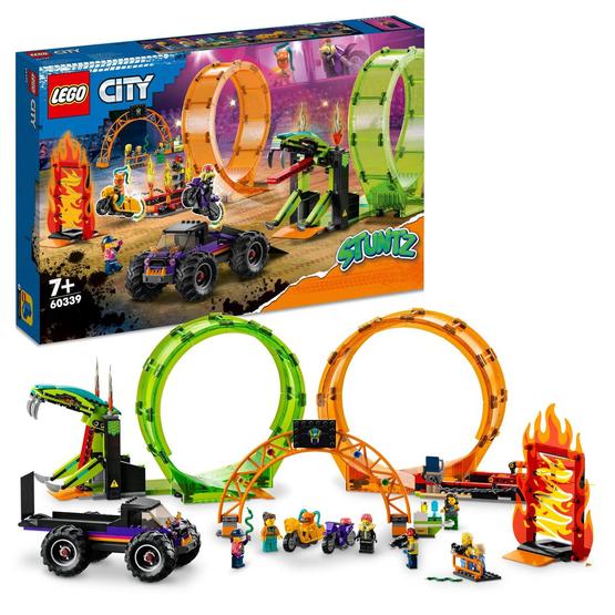 Läs mer om LEGO City Stuntz 60339 Stuntarena med dubbelloop
